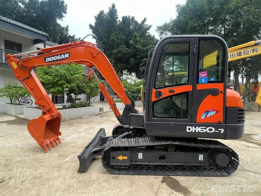 Doosan DH 60-7 Minigrävare < 7t