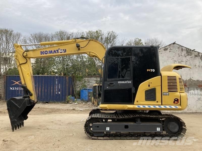 Komatsu PC 70-8 Bandgrävare