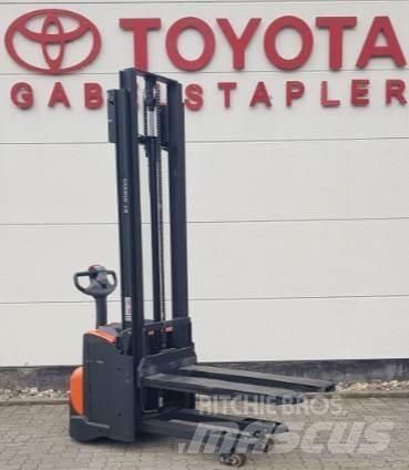 Toyota SWE120L Staplare-led