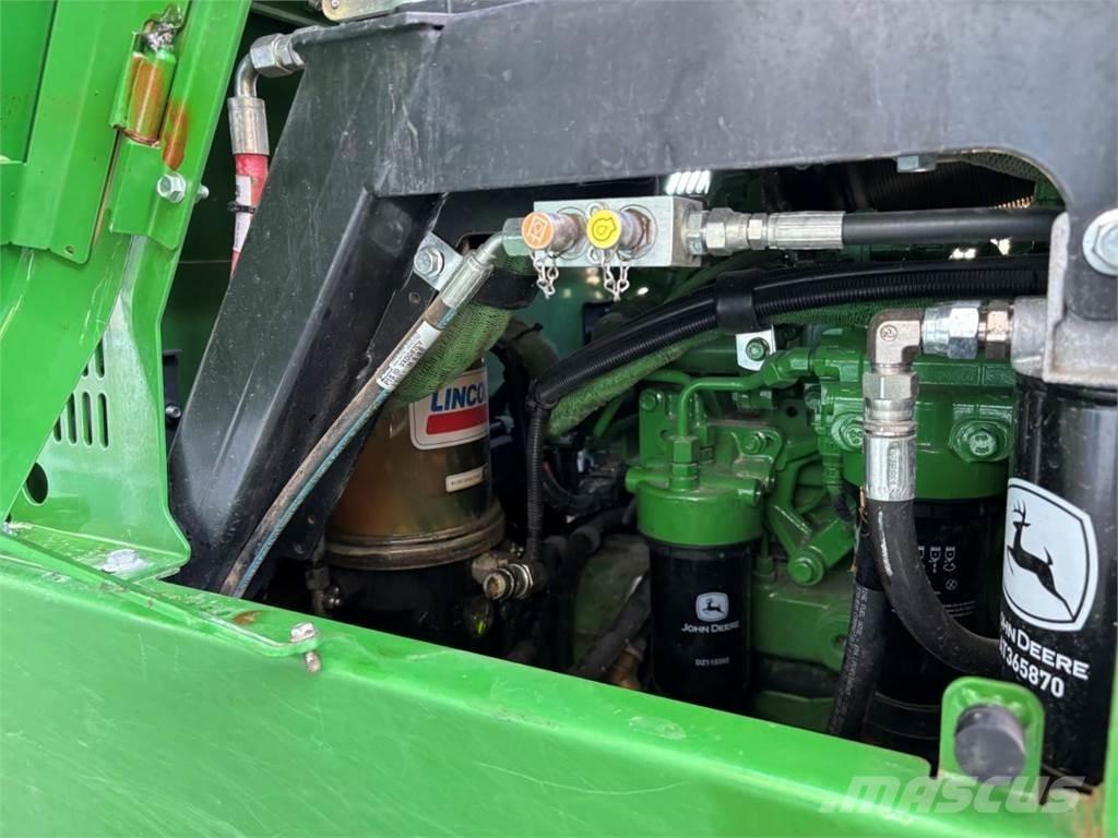 John Deere 1210 G Skotare