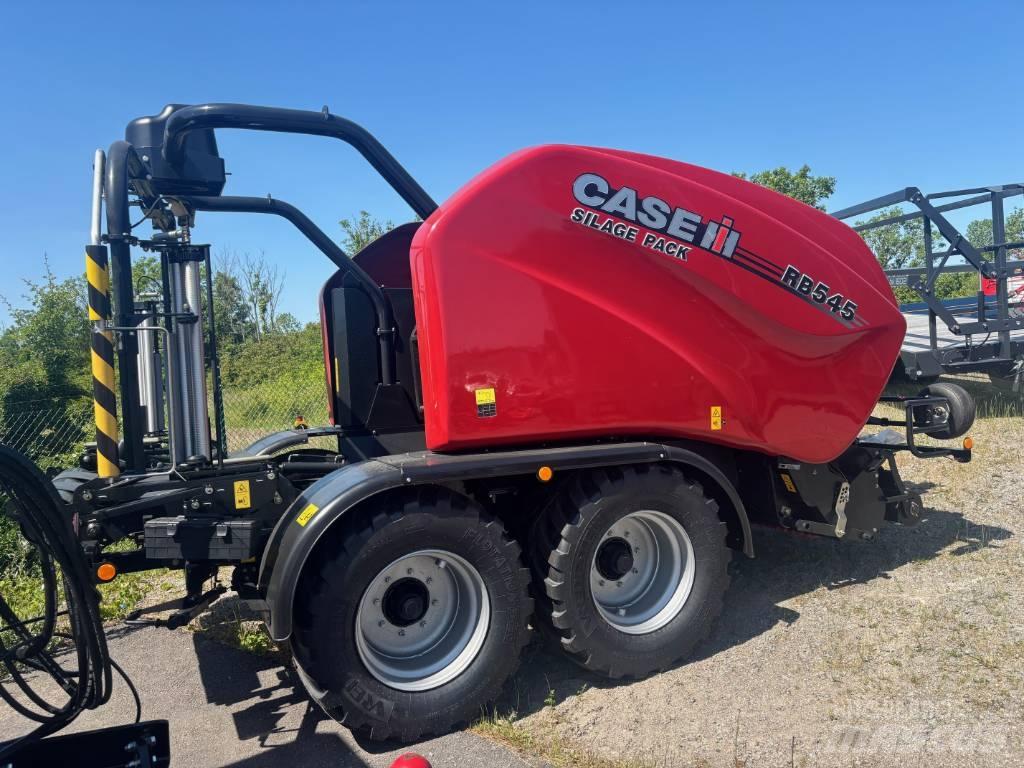 Case IH RB 545 Rundbalspressar