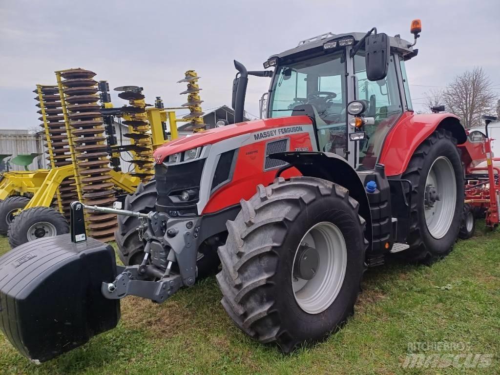 Massey Ferguson 7 S Traktorer