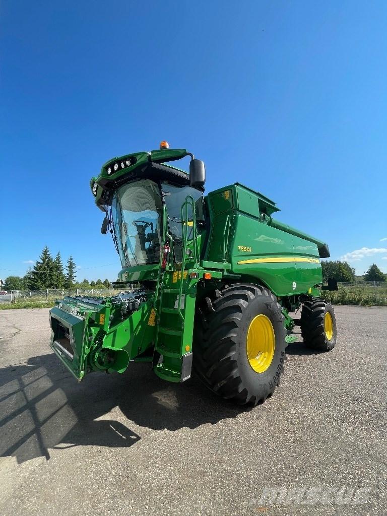 John Deere T 560 i Skördetröskor