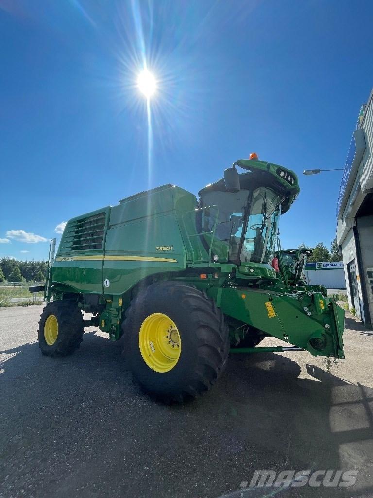 John Deere T 560 i Skördetröskor