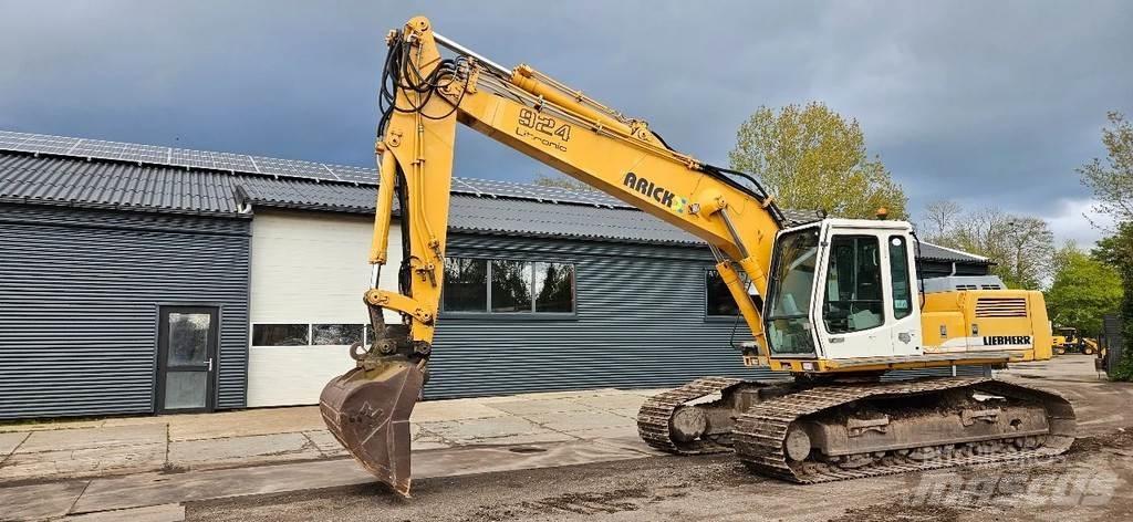 Liebherr R924 Bandgrävare