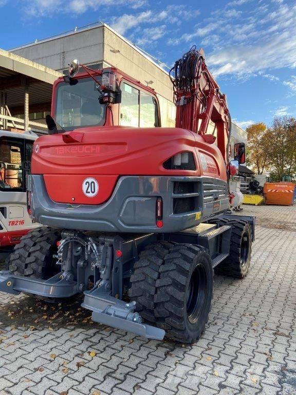 Takeuchi TB 395 W Hjulgrävare