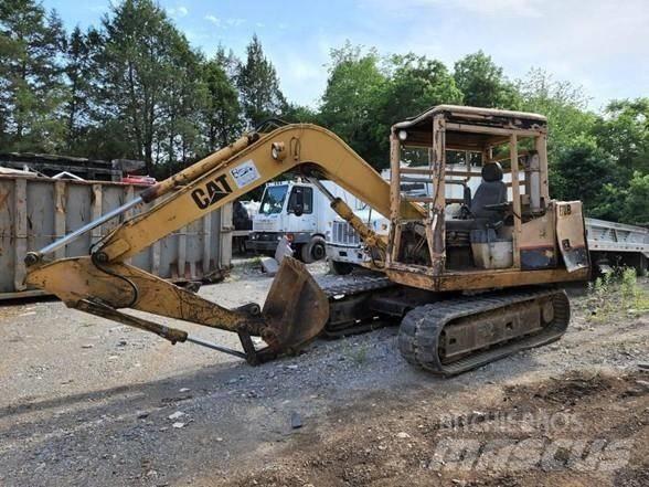 CAT E 70 B Bandgrävare