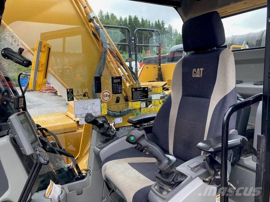 CAT 326 F L Bandgrävare