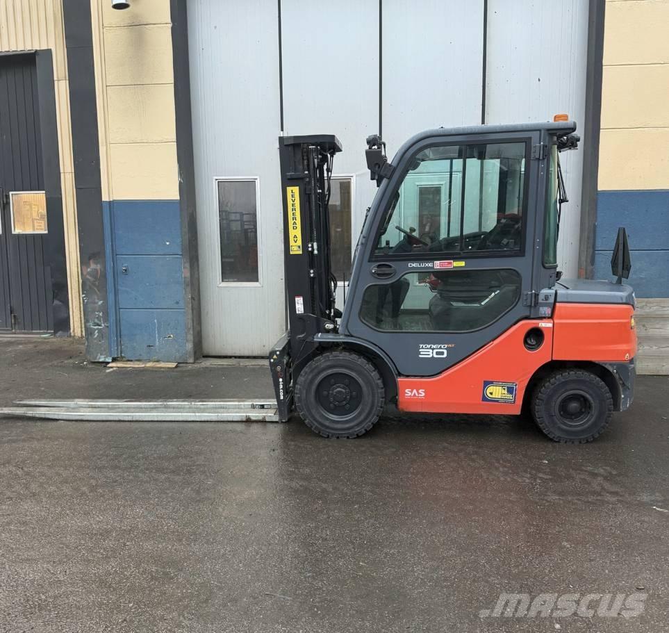 Toyota truck 8FD30F Dieselmotviktstruckar