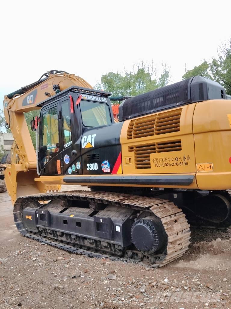 CAT 330 D Bandgrävare