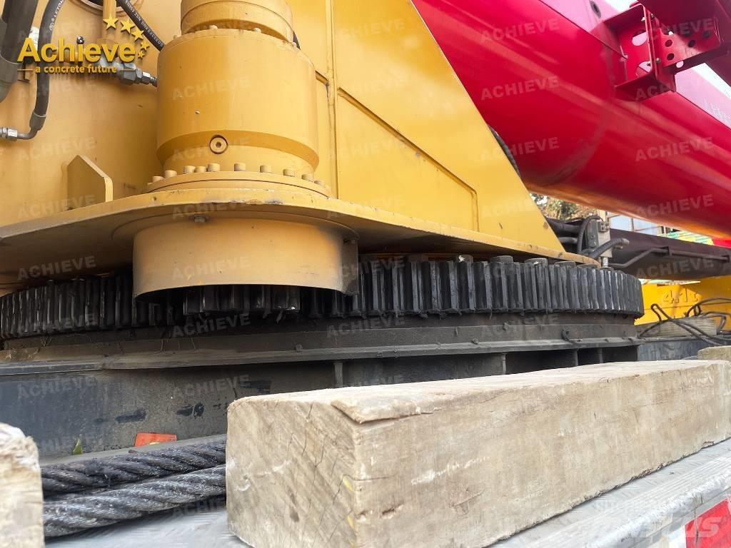 Sany STC800T6 Lyftblock, vinschar och materialhissar