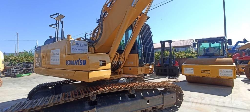 Komatsu PC 210 NLC-8 Bandgrävare