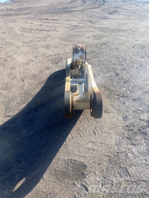 CAT 950 M Bommar och stickor
