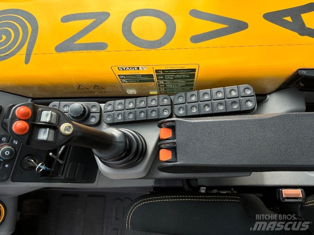 JCB 560-80 AGRI XTRA Teleskoplastare
