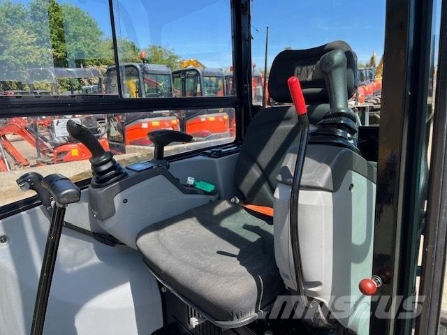 CAT 302.7 D CR Minigrävare < 7t