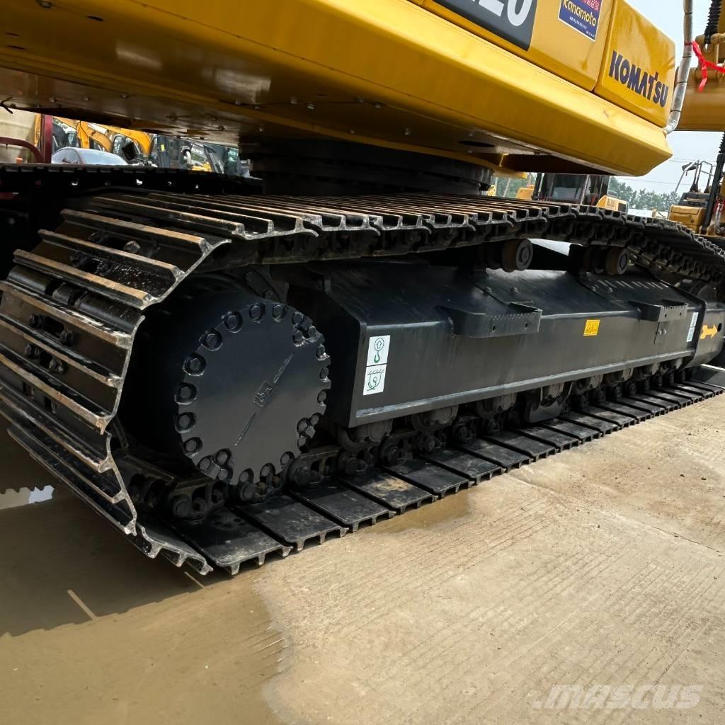 Komatsu 220-8 Bandgrävare