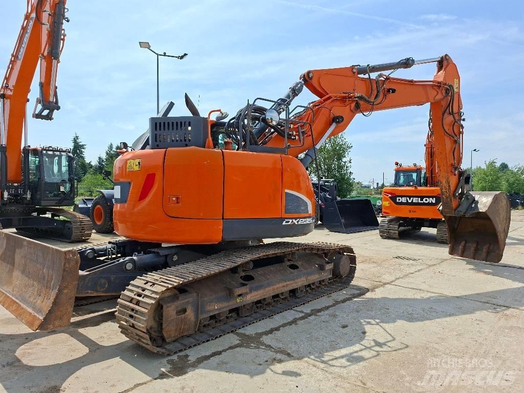 Doosan DX 235 LCR-5 Bandgrävare