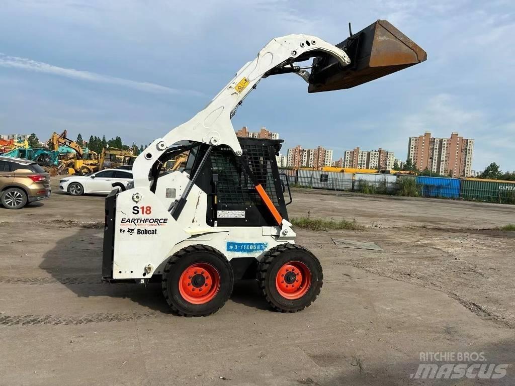 Bobcat S18 Kompaktlastare