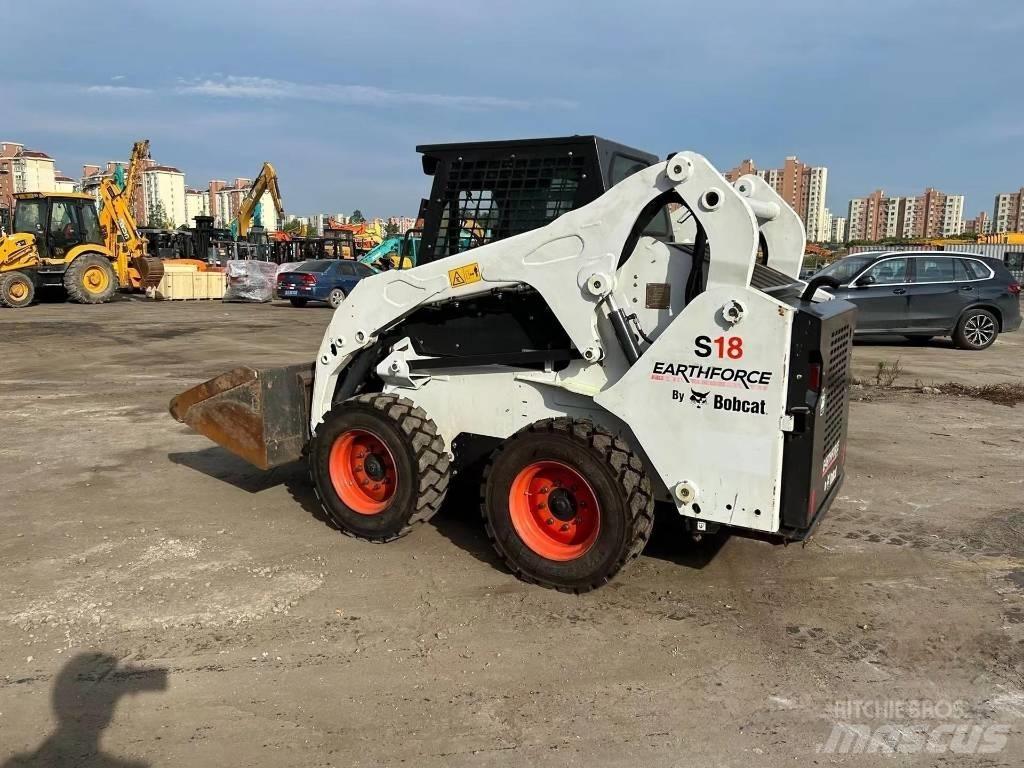 Bobcat S18 Kompaktlastare