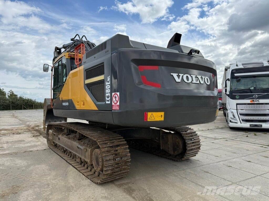 Volvo EC380ENL Bandgrävare