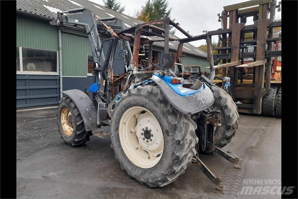 New Holland TL100 Traktorer