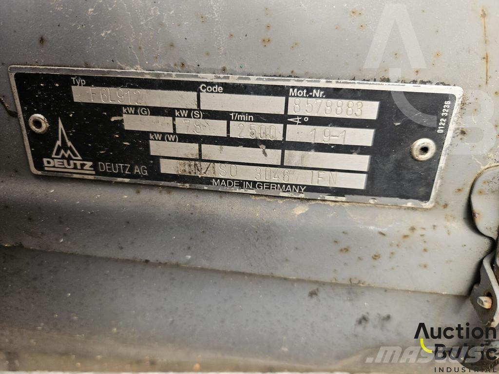 Corinsa CCN 1222 Pneumatiska Hjulvältar