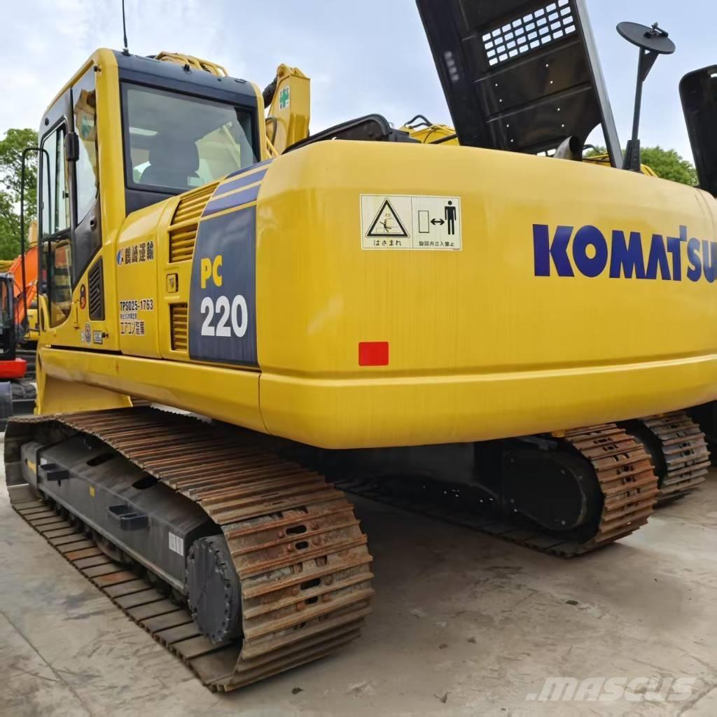 Komatsu PC 220-8 Bandgrävare