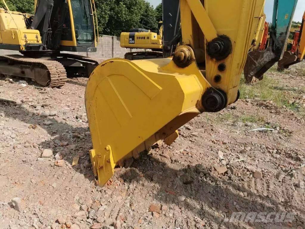 Komatsu PC 200 Bandgrävare
