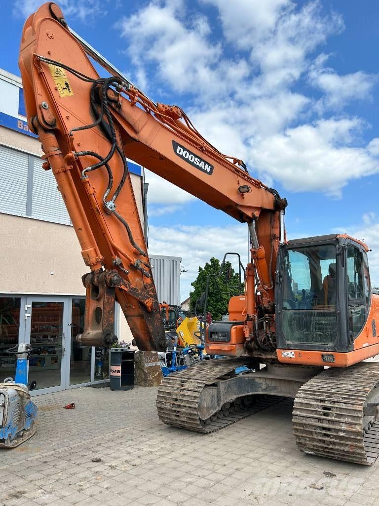 Doosan DX 180 LC-3 Bandgrävare