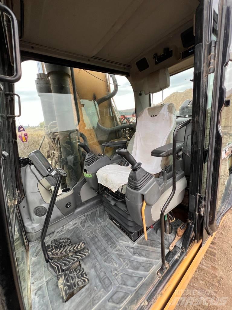 CAT 336 D Bandgrävare