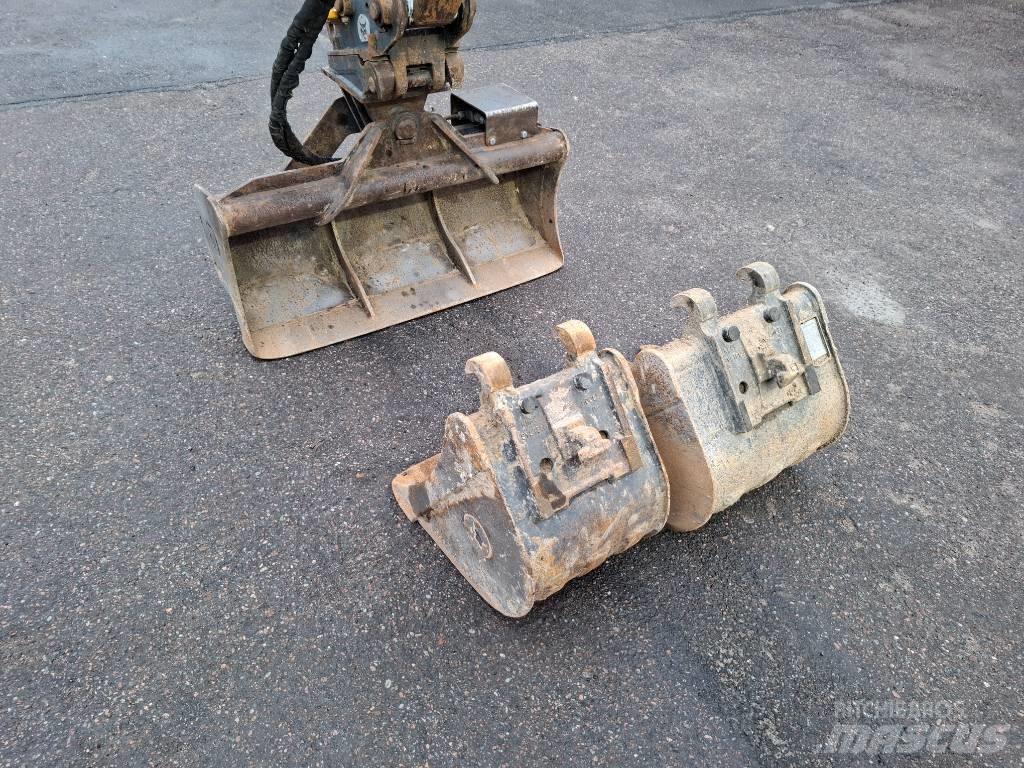 Bobcat E 27 Z Bandgrävare