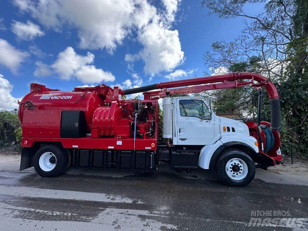 Sterling L 7500 Slamsugningsbil