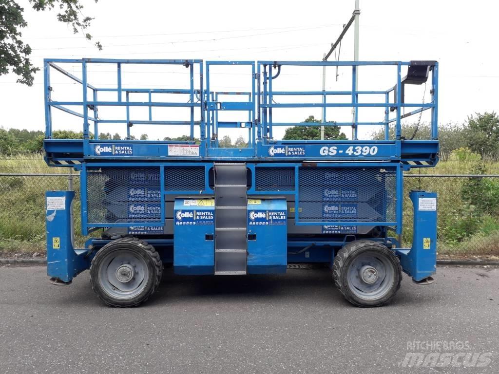 Genie GS 4390 RT Saxliftar
