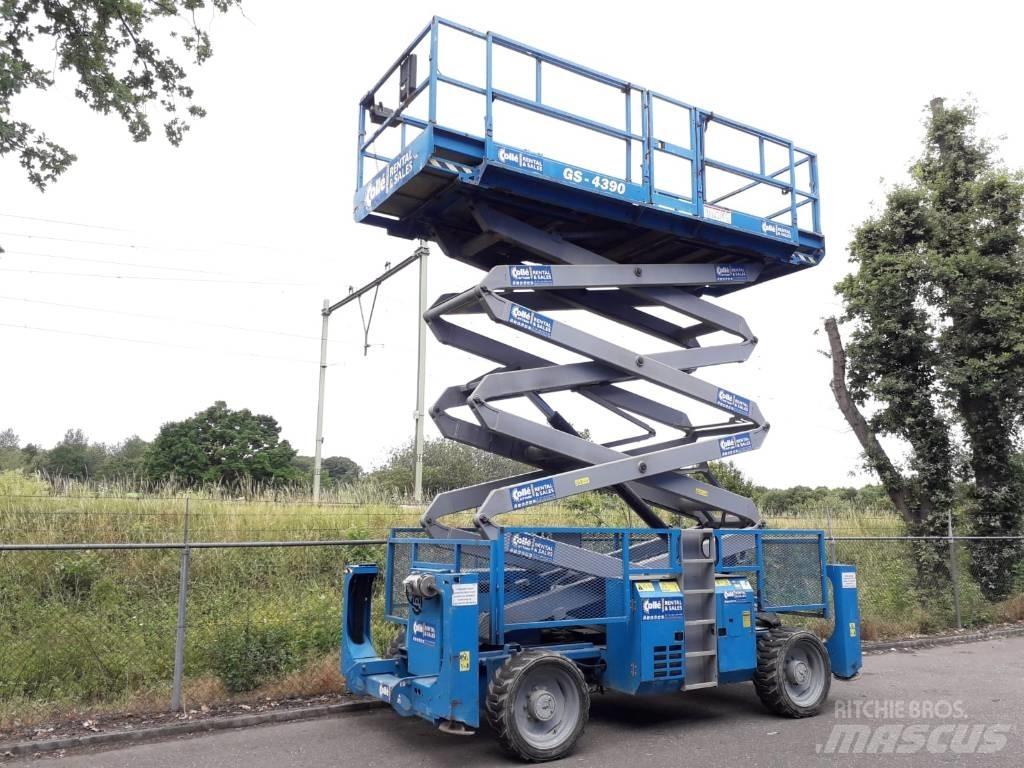 Genie GS 4390 RT Saxliftar