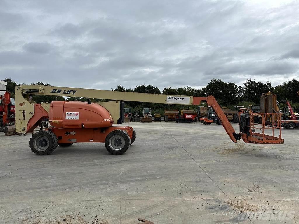JLG 800AJ Bomliftar
