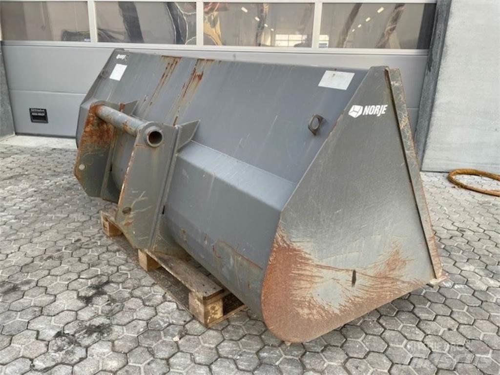  Øvrige Jordskovl Skopor