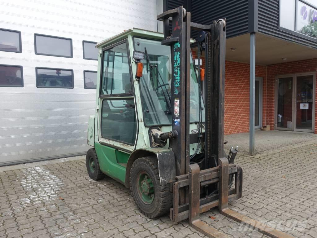 Mitsubishi FD 25 T Dieselmotviktstruckar
