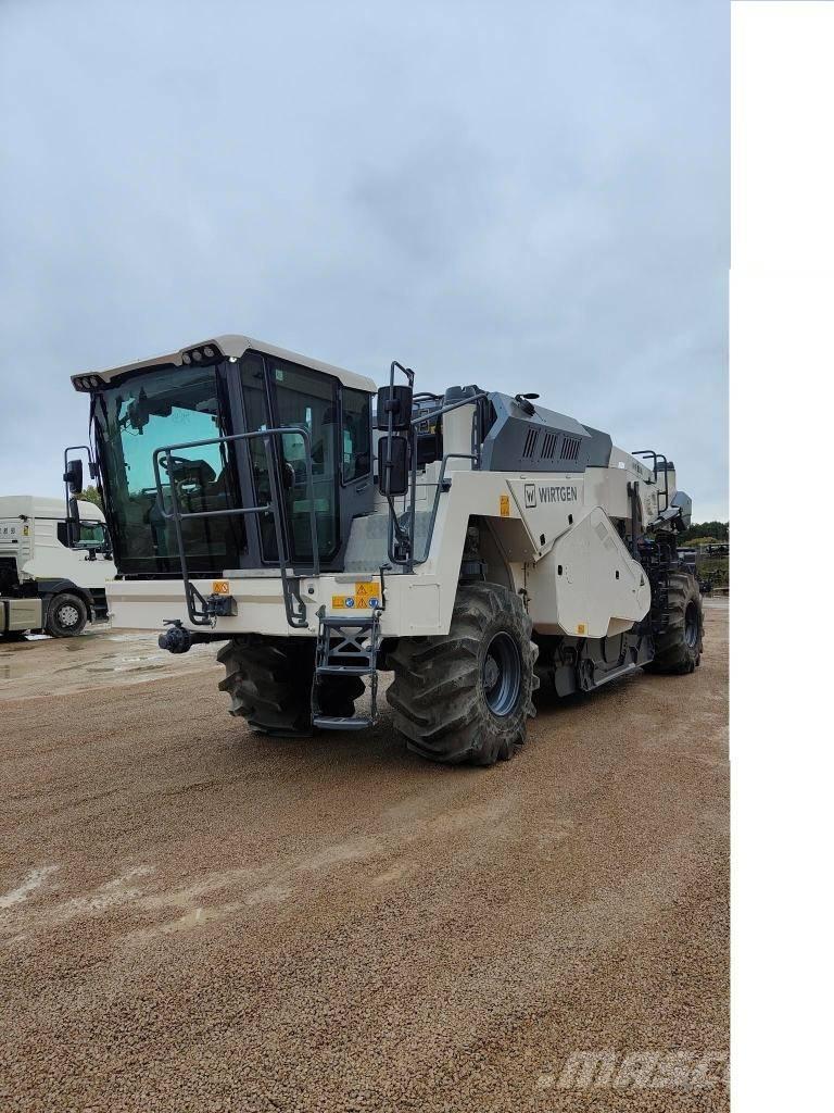Wirtgen WR 250 I Återvinningsmaskiner för asfalt