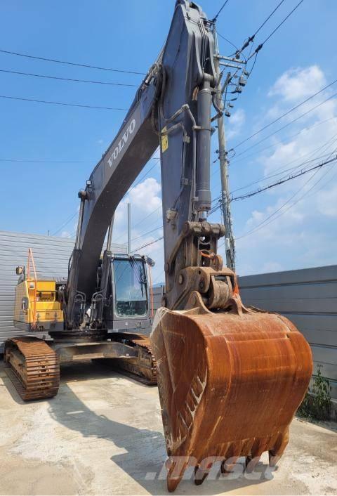 Volvo EC 300 EL Bandgrävare