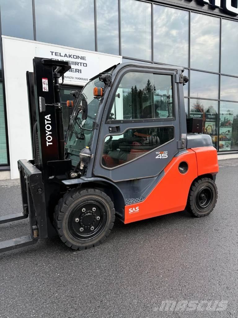 Toyota 40-8 FD 40 N Dieselmotviktstruckar