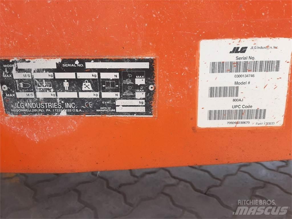 JLG 800AJ Bomliftar
