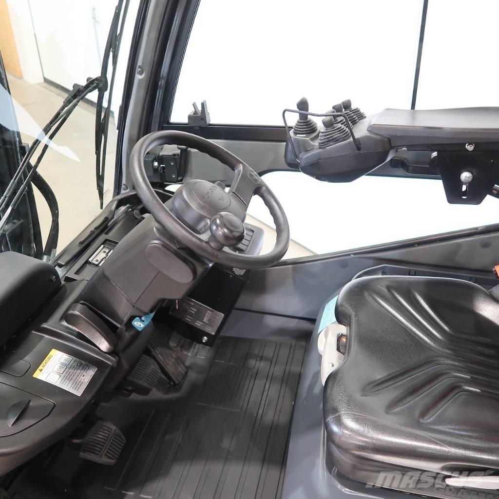 Toyota 02-8FGF25 Gasolmotviktstruckar