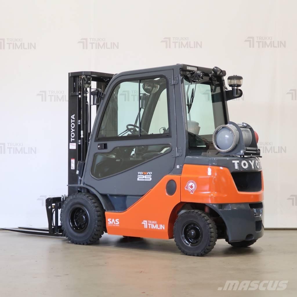 Toyota 02-8FGF25 Gasolmotviktstruckar