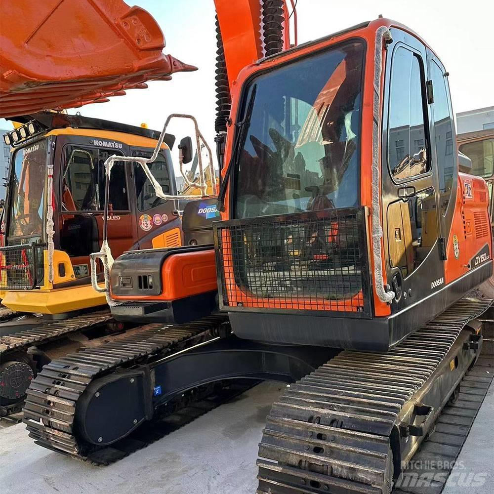 Doosan DX150LC-9C Bandgrävare