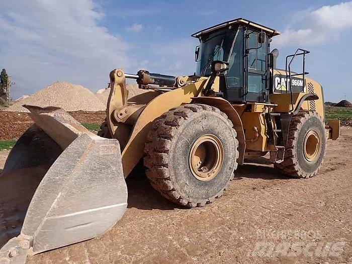 CAT 966M Hjullastare