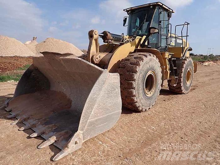 CAT 966M Hjullastare