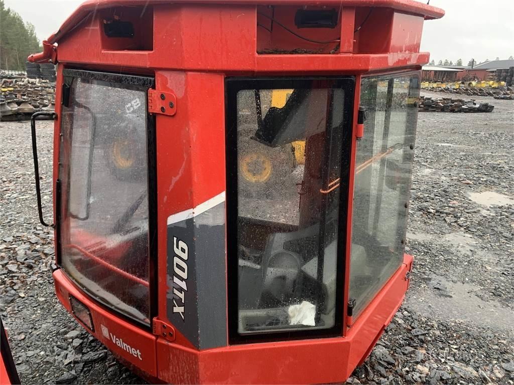 Komatsu 901TX Hytter och interiör