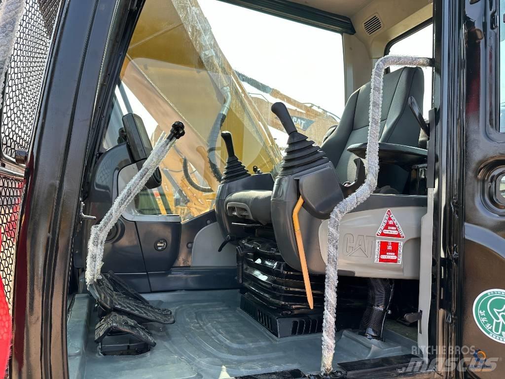 CAT 320 D L Bandgrävare
