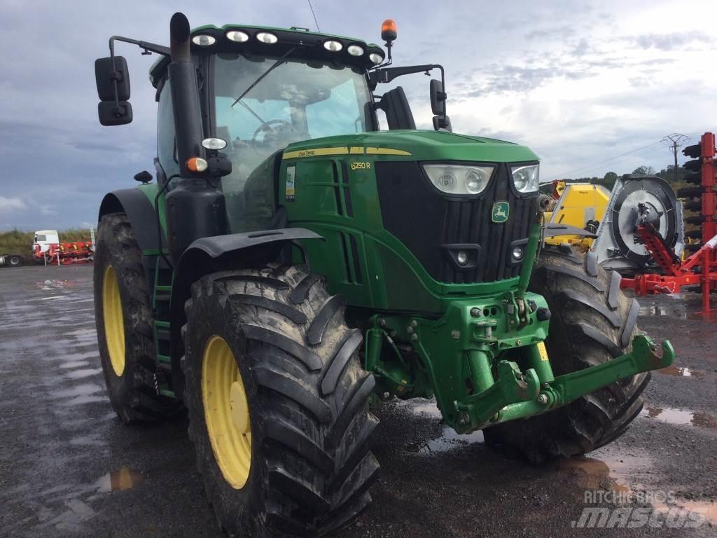John Deere 6250R Traktorer
