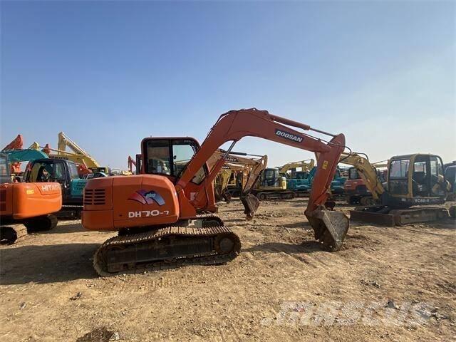 Doosan DH70-7 Bandgrävare